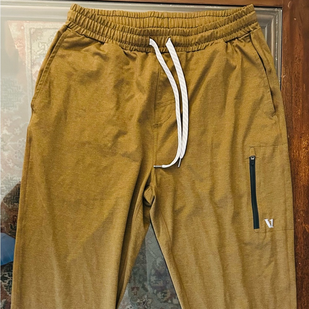 Vouri Men's Brown Jogger Pants with Zip Pocket
